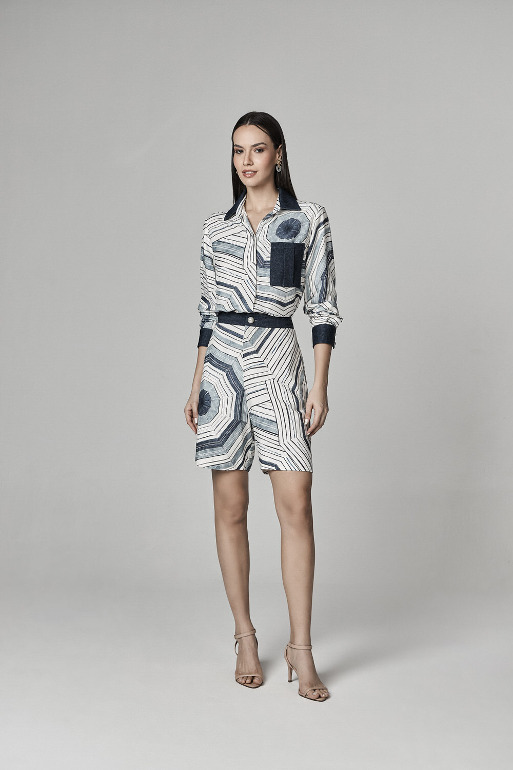 1011124305-10232305-1-2.jpg 0c2022535a36672fbd65f3742c802153