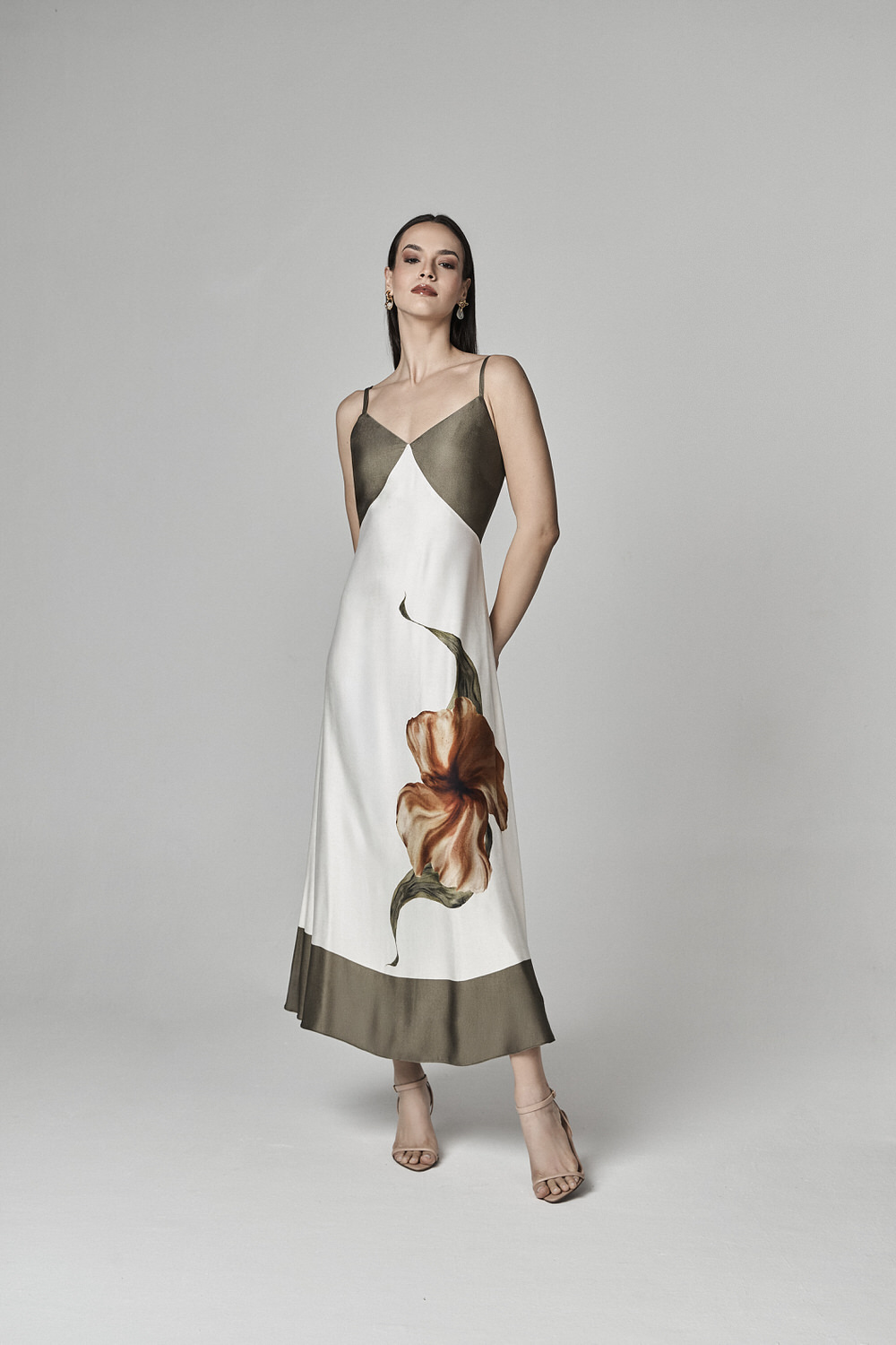 10445505-1.jpg bb36e8cdd105a788a5ba5bf806194ba3