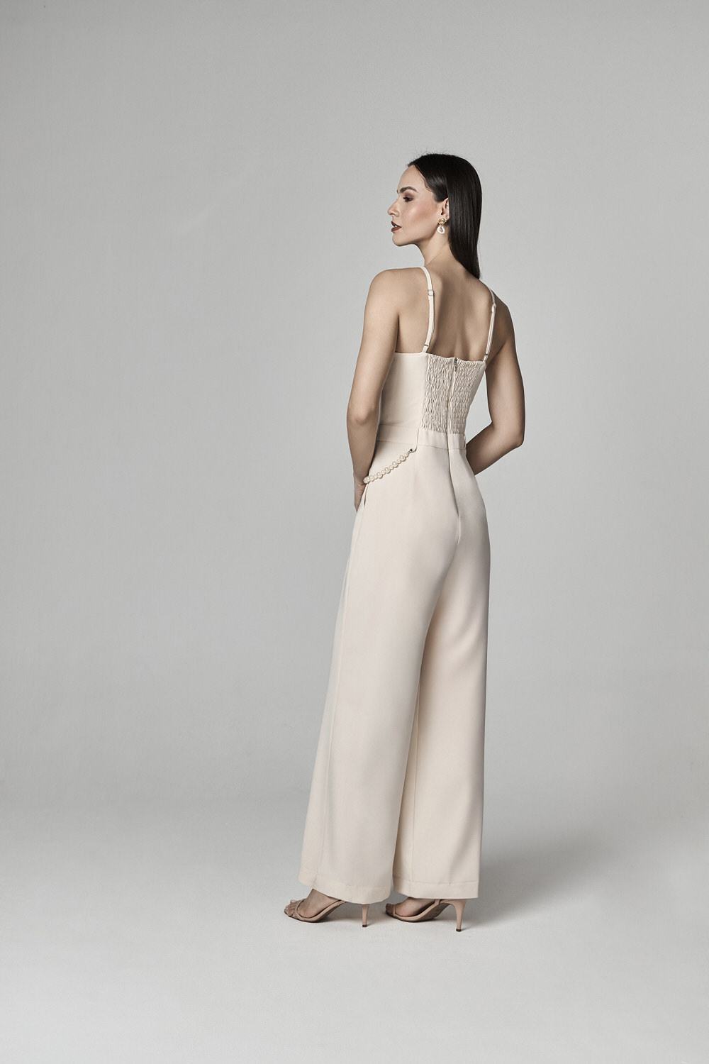 10569605-OFF-2.jpg 1b1fe7b0414634396329015773cd47bd