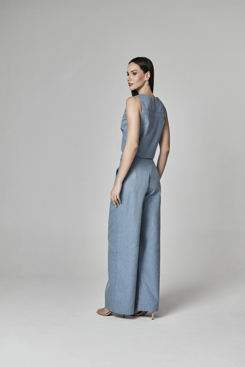 11231205-2.jpg a94d8336867d56476d724797b6021607