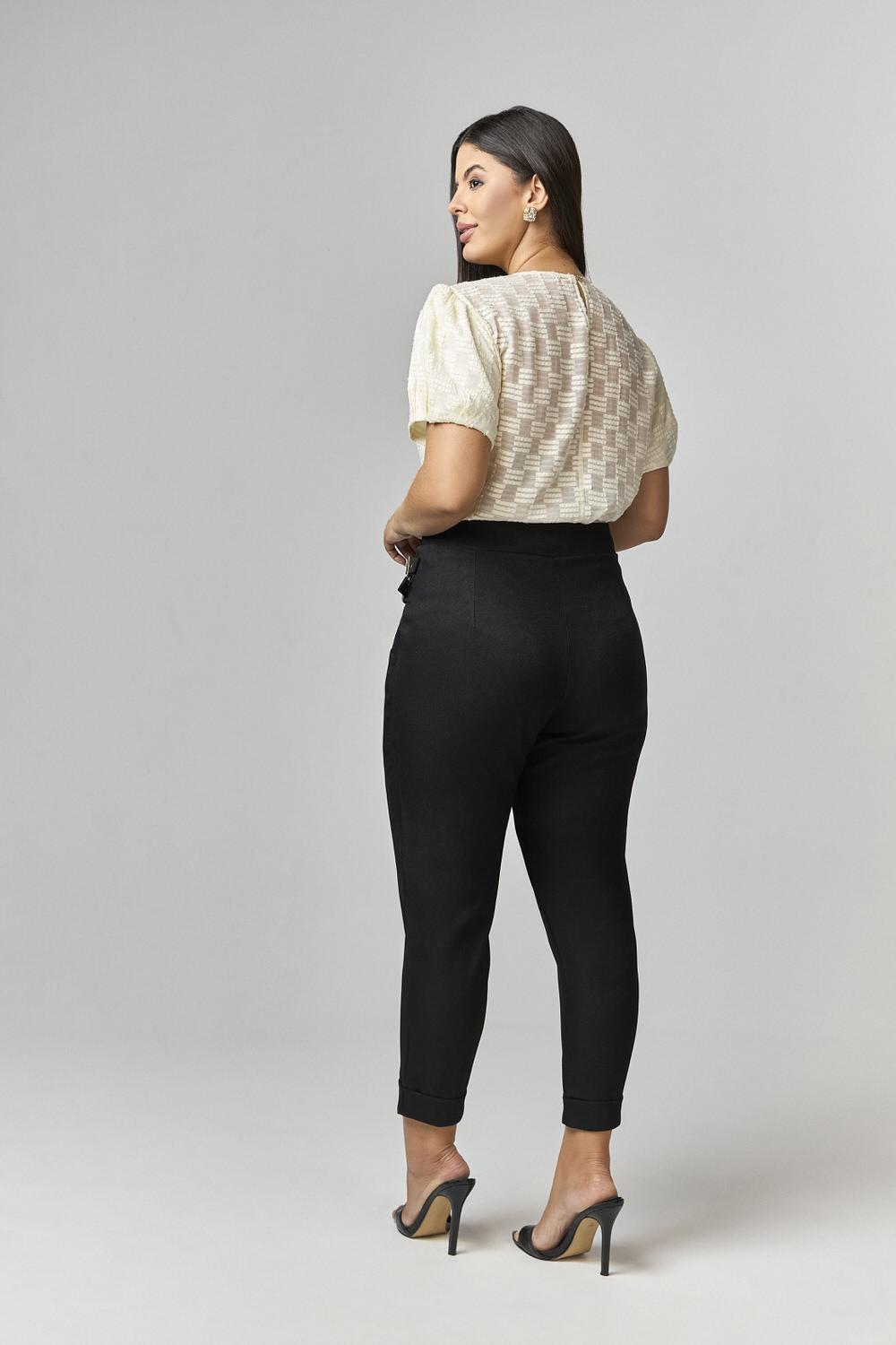 20169405-OFF-20619905-PRETO-2.jpg 1a0565d53e940ddb0021ecd584eb1c6d